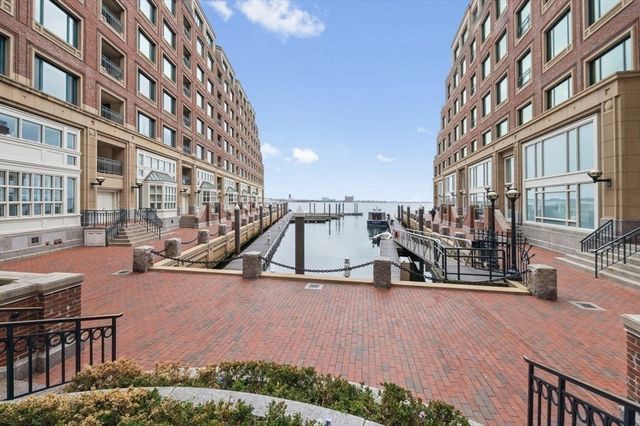 20 Rowes Wharf PH4, Boston, MA 02110