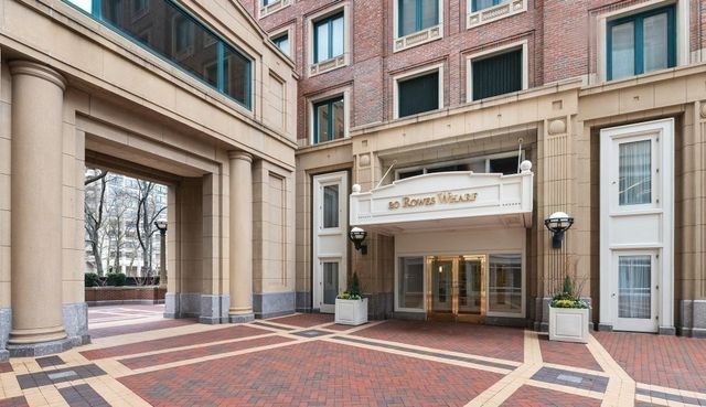 20 Rowes Wharf PH4, Boston, MA 02110