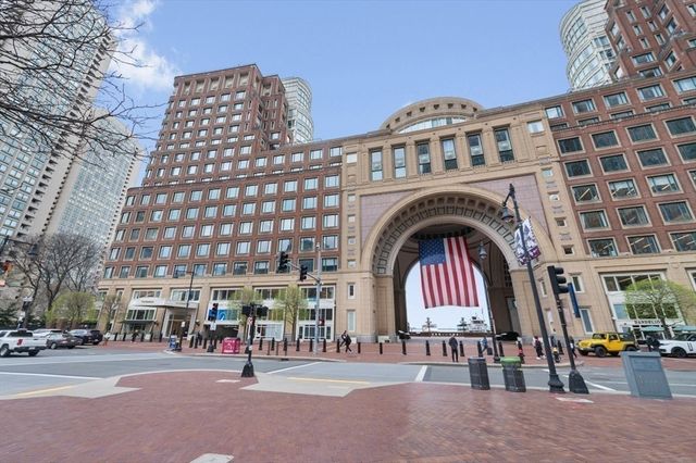 20 Rowes Wharf PH4, Boston, MA 02110