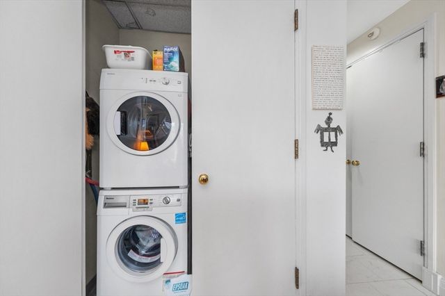 20 Rowes Wharf PH4, Boston, MA 02110