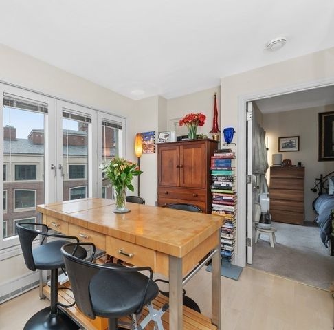 20 Rowes Wharf PH4, Boston, MA 02110