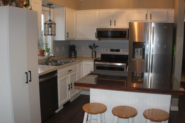 1252 N Pine Drive NE, Pine Island, MN 55963