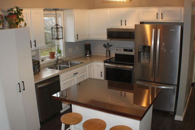 1252 N Pine Drive NE, Pine Island, MN 55963