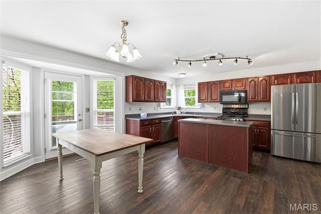 49 Autumn Crest Court, Wentzville, MO 63385