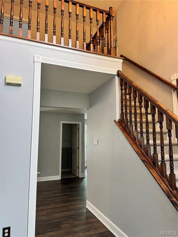 49 Autumn Crest Court, Wentzville, MO 63385