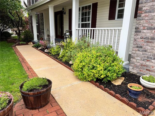 49 Autumn Crest Court, Wentzville, MO 63385