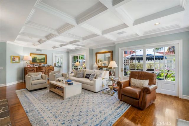 235 Via Ithaca, Newport Beach, CA 92663