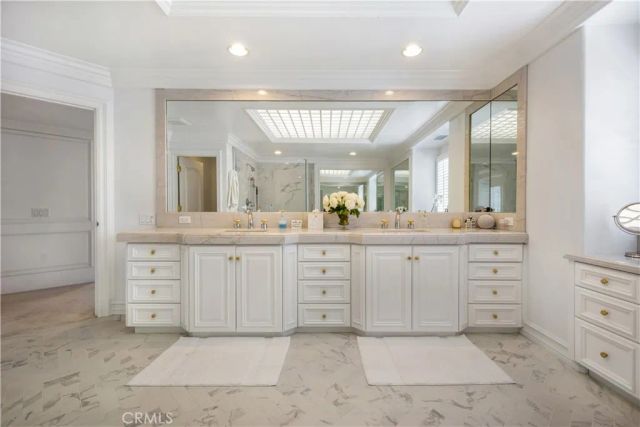 235 Via Ithaca, Newport Beach, CA 92663