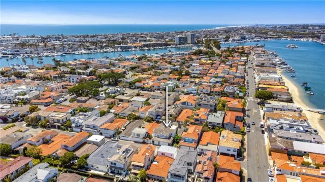 235 Via Ithaca, Newport Beach, CA 92663