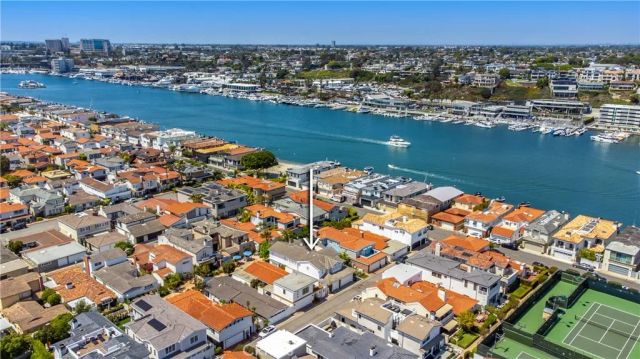 235 Via Ithaca, Newport Beach, CA 92663