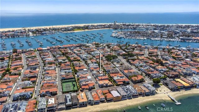 235 Via Ithaca, Newport Beach, CA 92663