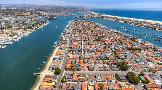 235 Via Ithaca, Newport Beach, CA 92663