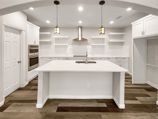 1211 Dacki Avenue, Dallas, TX 75211