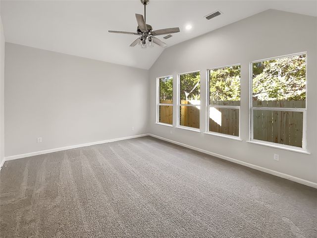 1211 Dacki Avenue, Dallas, TX 75211