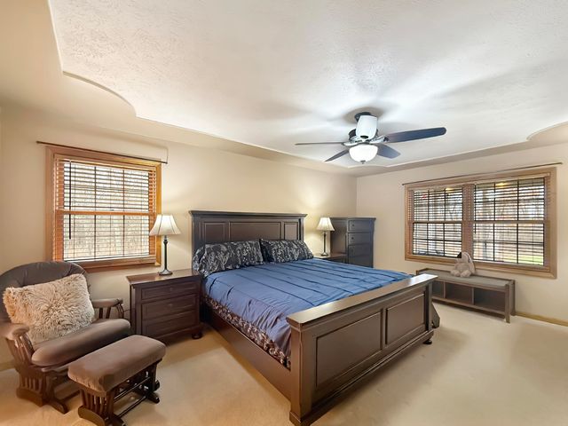 490 W 75 S, Valparaiso, IN 46385