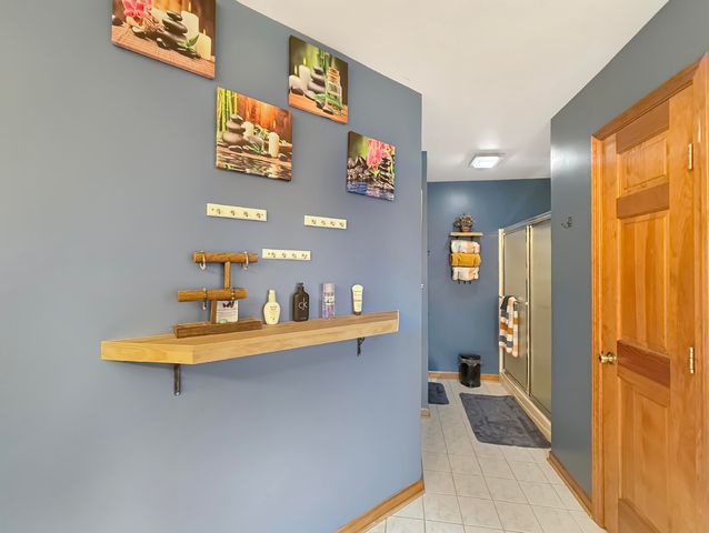 490 W 75 S, Valparaiso, IN 46385