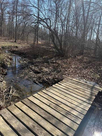 490 W 75 S, Valparaiso, IN 46385