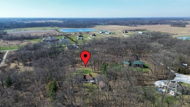 490 W 75 S, Valparaiso, IN 46385