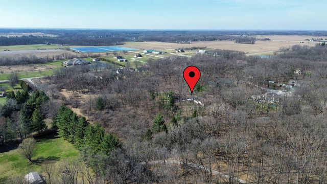 490 W 75 S, Valparaiso, IN 46385