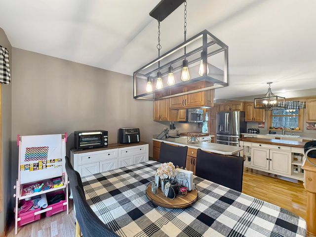 490 W 75 S, Valparaiso, IN 46385