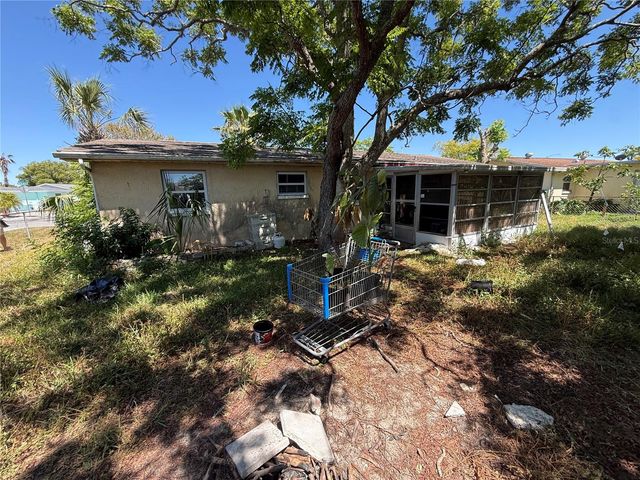 10135 OLD HICKORY LANE, Port Richey, FL 34668