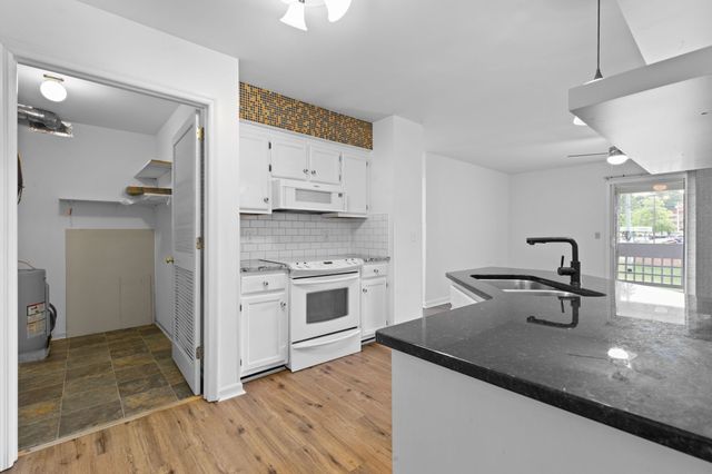 474 S Main St Unit 203, Ashland City, TN 37015