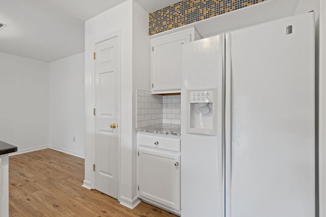 474 S Main St Unit 203, Ashland City, TN 37015