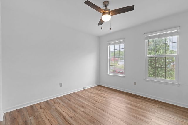 474 S Main St Unit 203, Ashland City, TN 37015