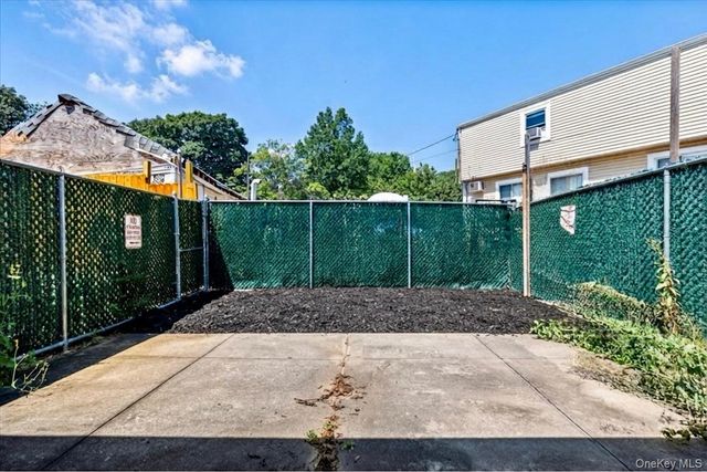 11614 Nashville Boulevard, Cambria Heights, NY 11411