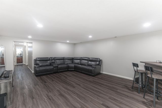 2217 S Michelle, Wichita, KS 67207