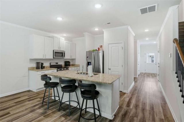 8684 Lakeview Commons 48, Jonesboro, GA 30238