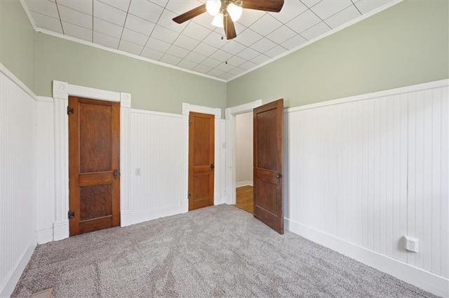 1113 9th Avenue, Leavenworth, KS 66048