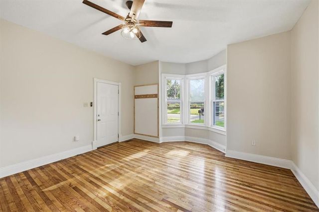 1113 9th Avenue, Leavenworth, KS 66048