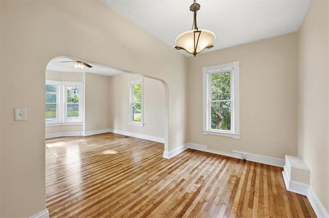 1113 9th Avenue, Leavenworth, KS 66048
