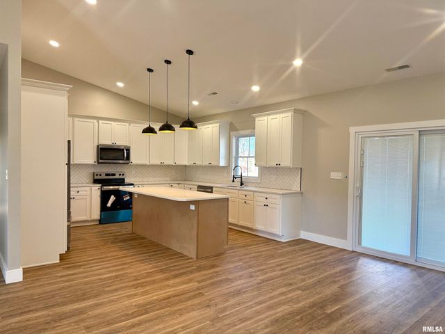 12570 Hudgens Road, Marion, IL 62959