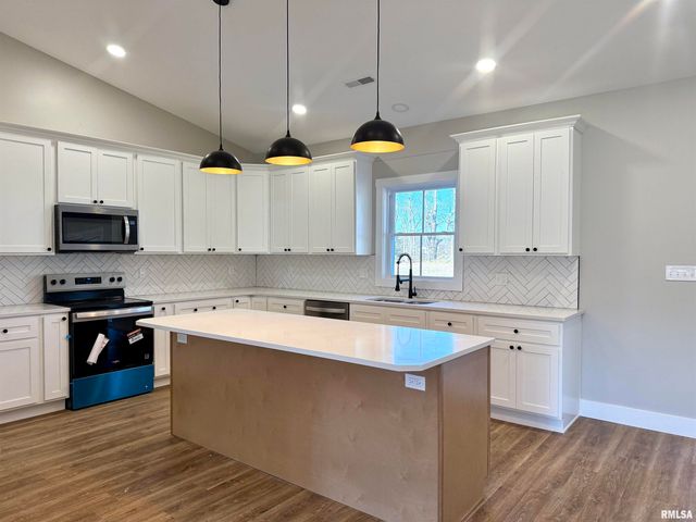 12570 Hudgens Road, Marion, IL 62959