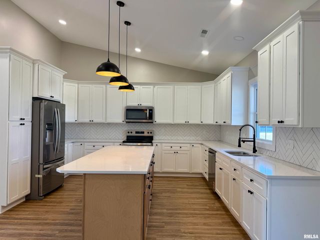 12570 Hudgens Road, Marion, IL 62959