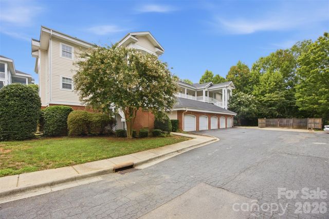 8751 Coralbell Lane, Charlotte, NC 28213