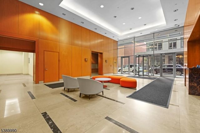 1 Shore Ln 1205, Jersey City, NJ 07310