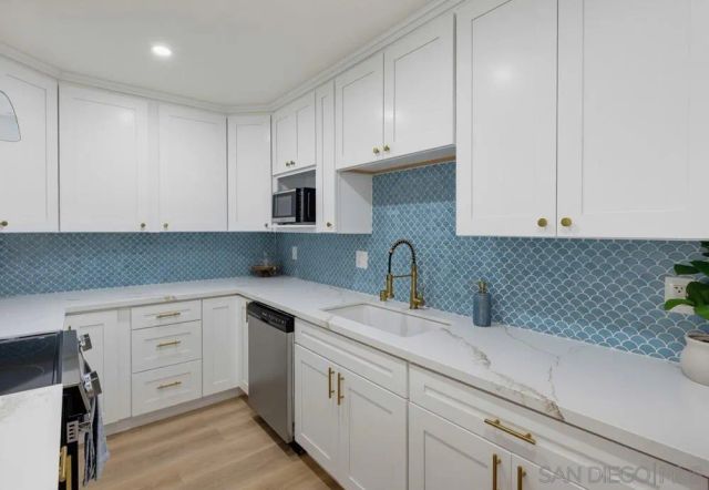 4444 W Point Loma 98, San Diego, CA 92107