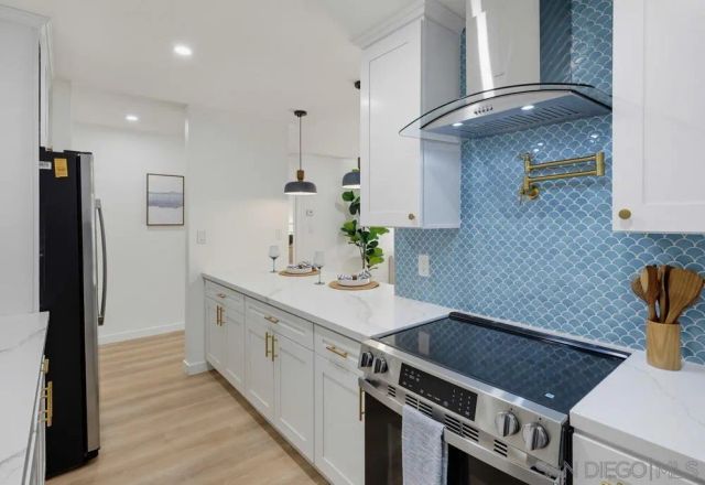 4444 W Point Loma 98, San Diego, CA 92107