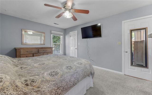 1133 Lowland Cottage LN, Virginia Beach, VA 23454