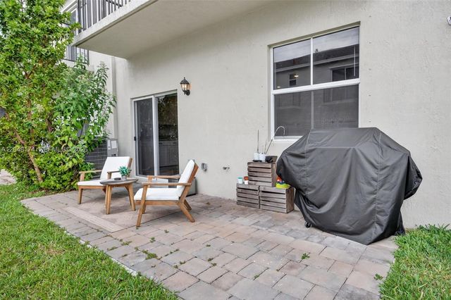 826 SE 17th Street, Homestead, FL 33034