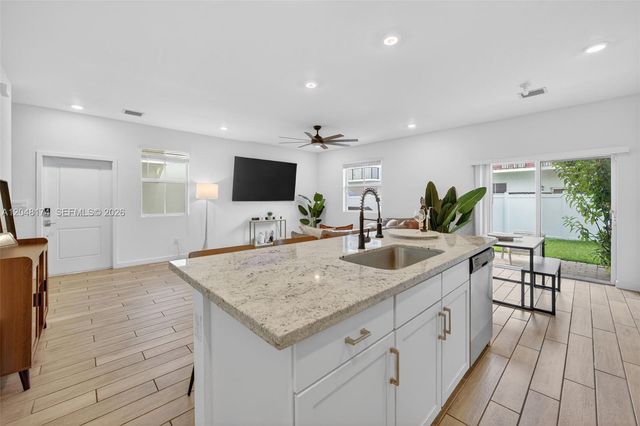 826 SE 17th Street, Homestead, FL 33034