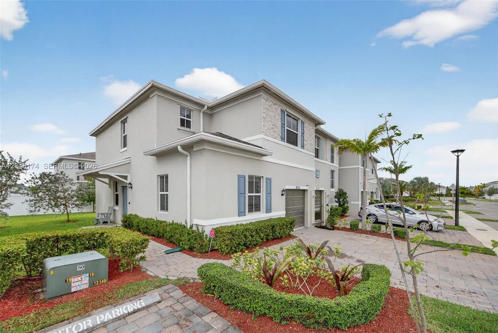 826 SE 17th Street, Homestead, FL 33034