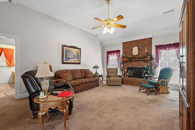 428 ESTANAULA RD, Collierville, TN 38017