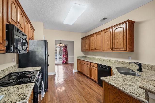 428 ESTANAULA RD, Collierville, TN 38017