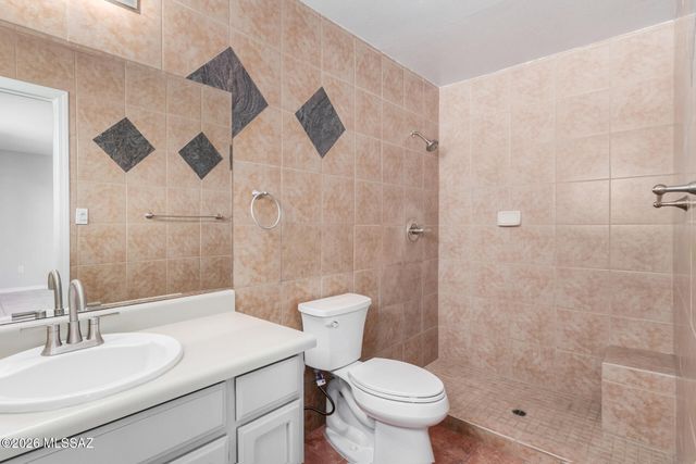 548 S Country Club Road, Tucson, AZ 85716