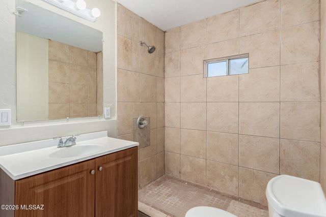 548 S Country Club Road, Tucson, AZ 85716