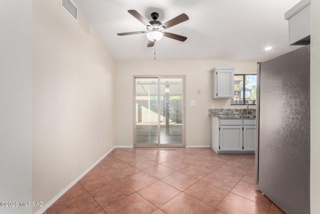 548 S Country Club Road, Tucson, AZ 85716